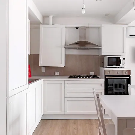 Bright And Cozy By Wonderful Italy